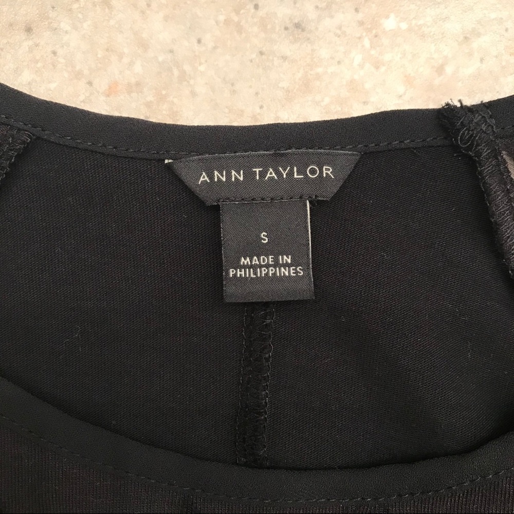 ❣️CLASSY CUTE TOP❣️ - Picture 4 of 4
